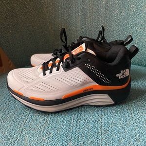 North Face Vectiv Enduris